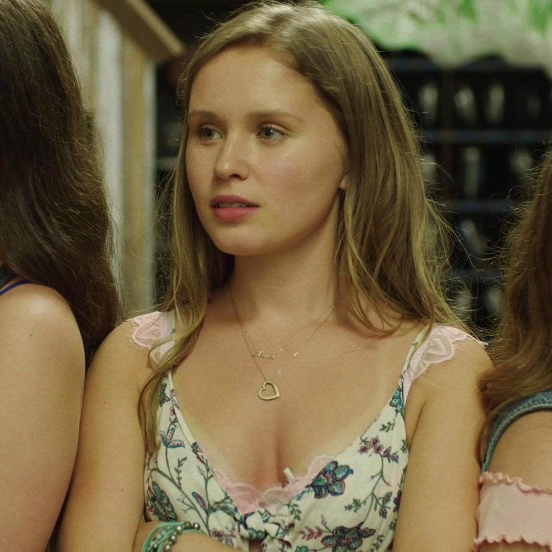 carl abubakar recommends Eliza Scanlen Nude