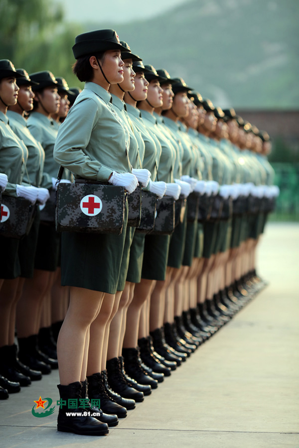 chinese girl dancing in military uniform - lyra law lesbian strapon guy jerks off in car