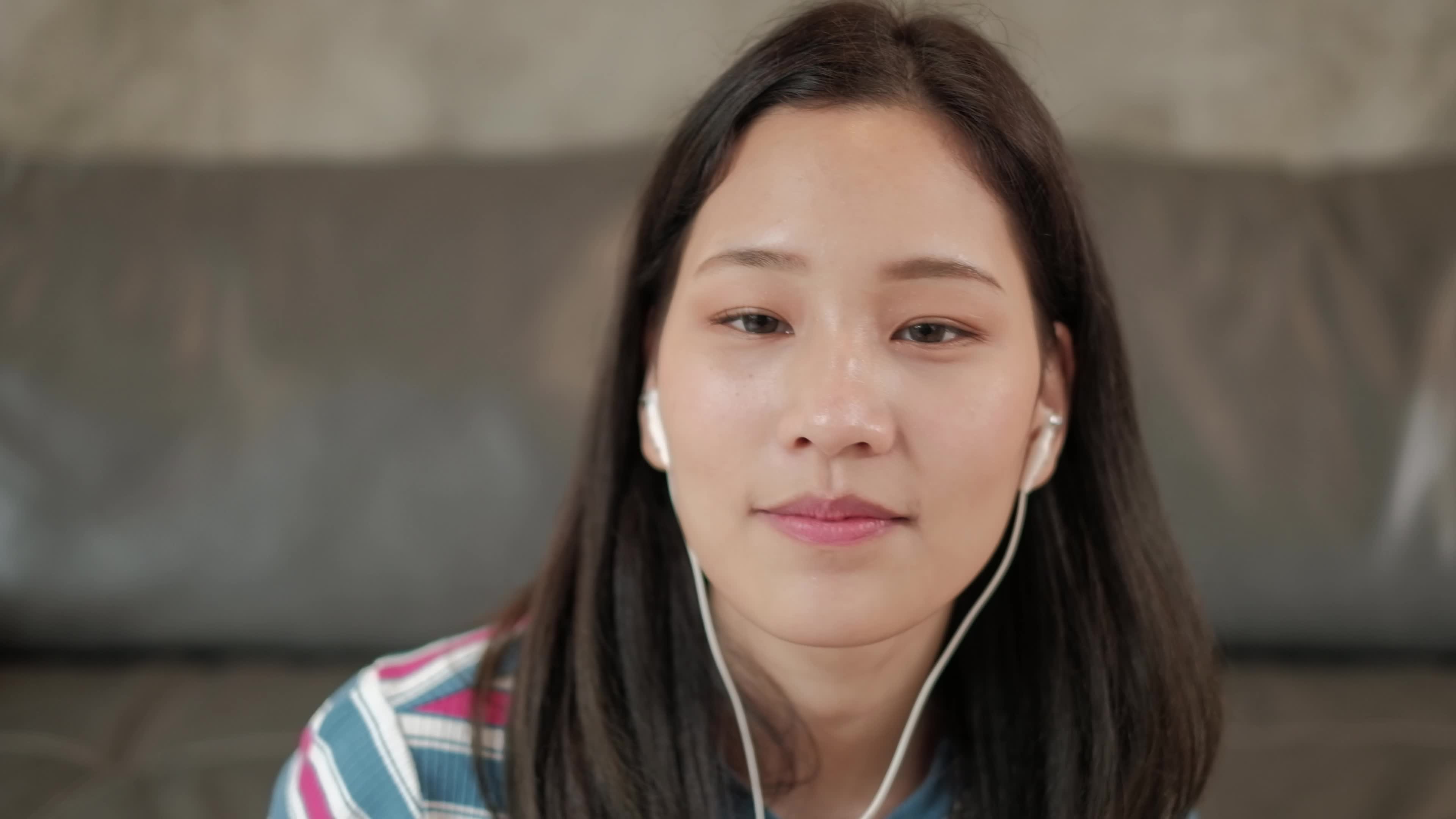 asian cam tube - gameshow naked lauren pixie air thugger