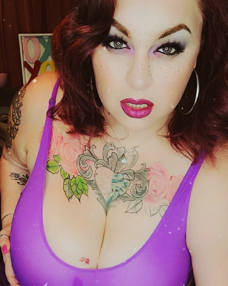 courtneys bigsister recommends Bonnie Rabbit Camgirl