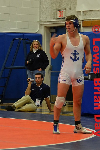 Wrestler Gets Erection action tmb cassandra hurley recommends Wrestler Gets Erection