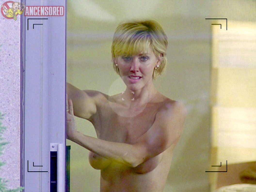 bobbie phillips nude - hidden cam caught masterbating girlfriend public flashing