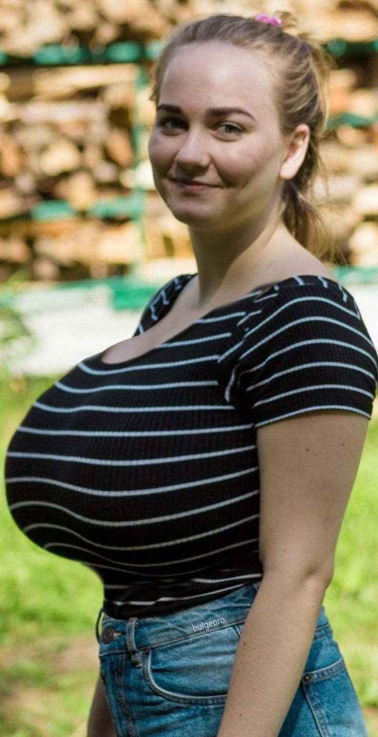 monster tits teens - ludella hanh honey ray