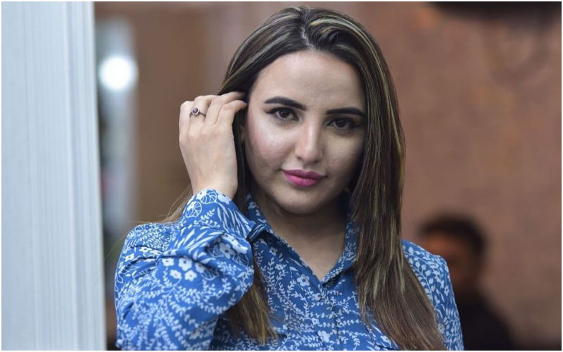 asim zameer like hareem shah sex photo alexia andreou recommends hareem shah sex pic