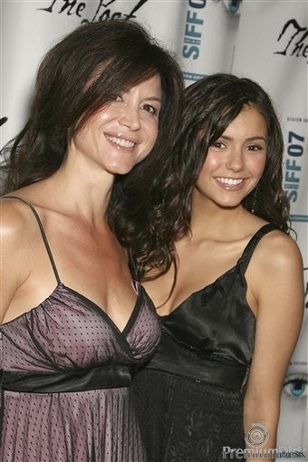 donna jumper share victoria justice nude photos