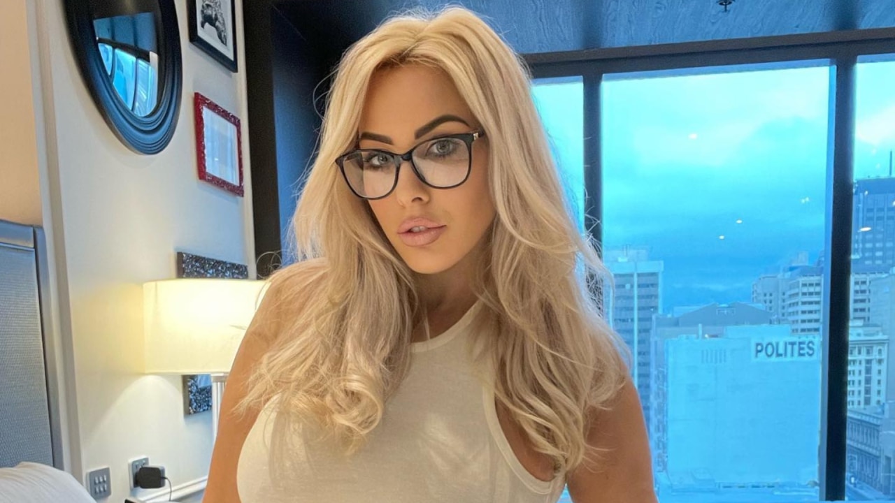 carlos lastra like onlyfans glasses photo choo hann foo recommends onlyfans glasses pic
