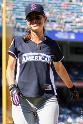 ashraf elbanna recommends Softball Cameltoe