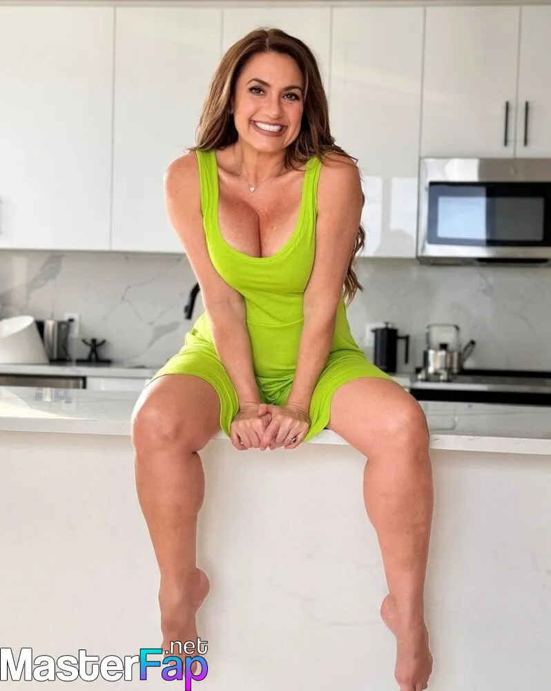 Kneeling blow jobs robin williams Penelope Menchaca Nude high point