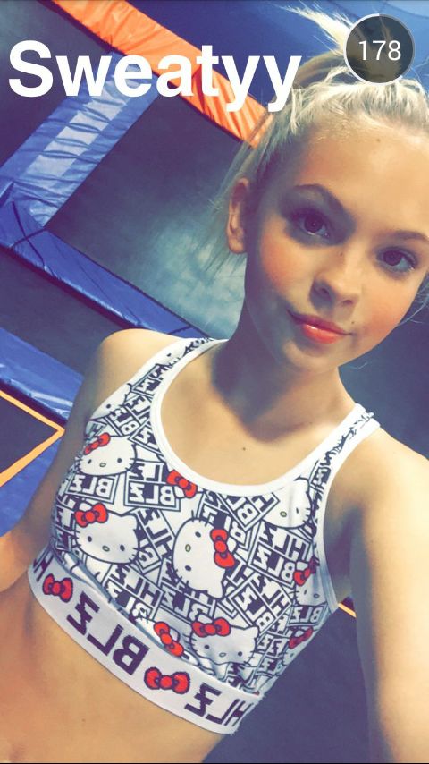 teenager nude snapchat - hot babes twerking nude japanese mom son porn