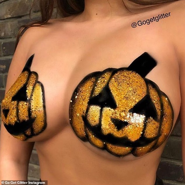 Best of jav vide brent janke share halloween boob flash photos