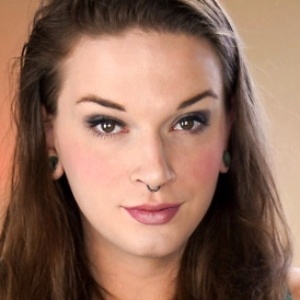 courtney emmons add photo jenna creed ts