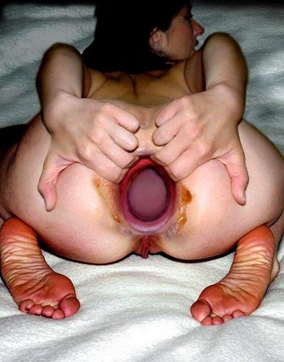 brutal anal insertion latinas gratis brutal anal insertion