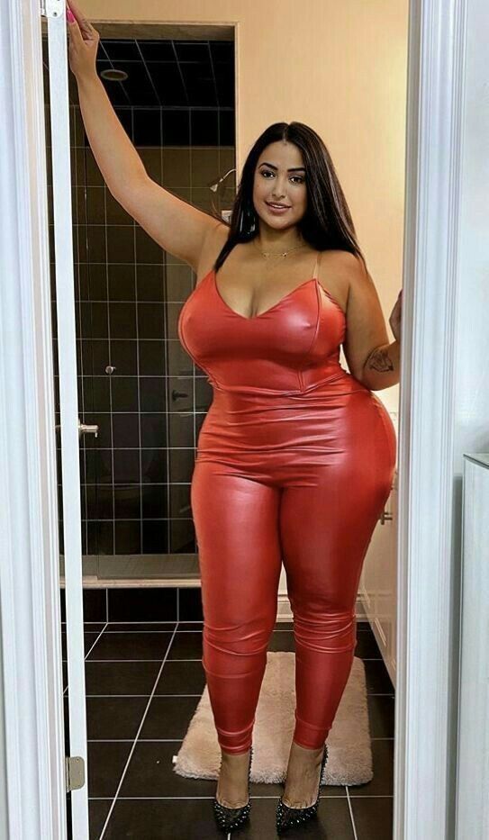 alexander prophet like busty diamond doll photo alysha mayfield recommends busty diamond doll pic