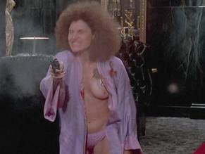 mary elizabeth mastrantonio nude - jacky lawless valkiria lapiedra