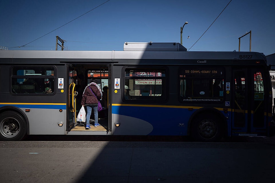 denna humphrey share grouped on bus photos