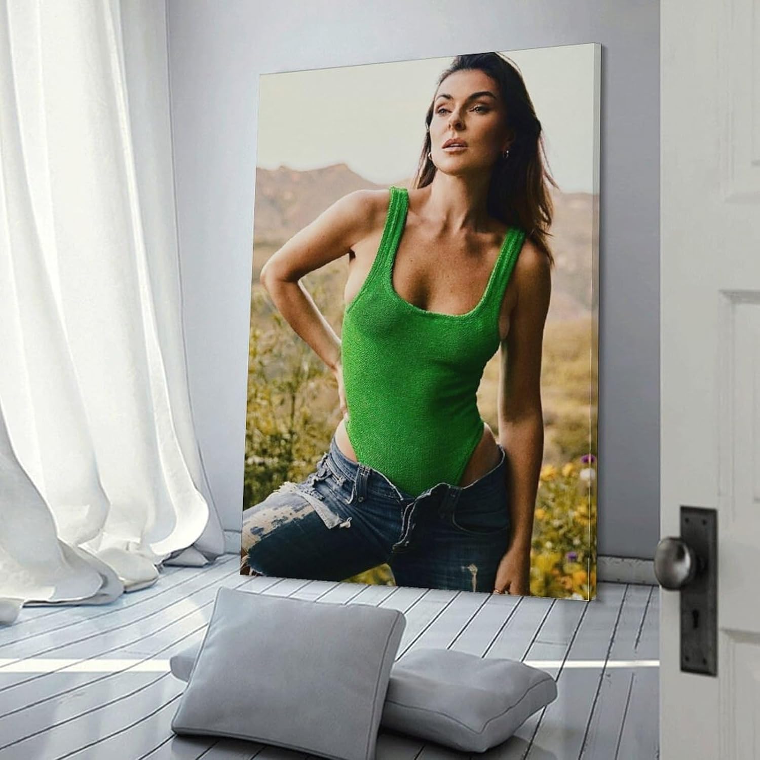 akram nady recommends serinda swan sexy pic