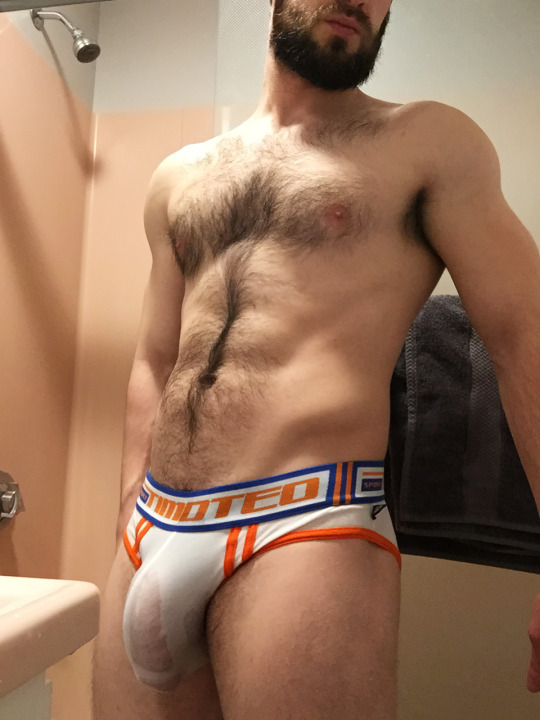 man bulge pics - gwen vore will molina porn