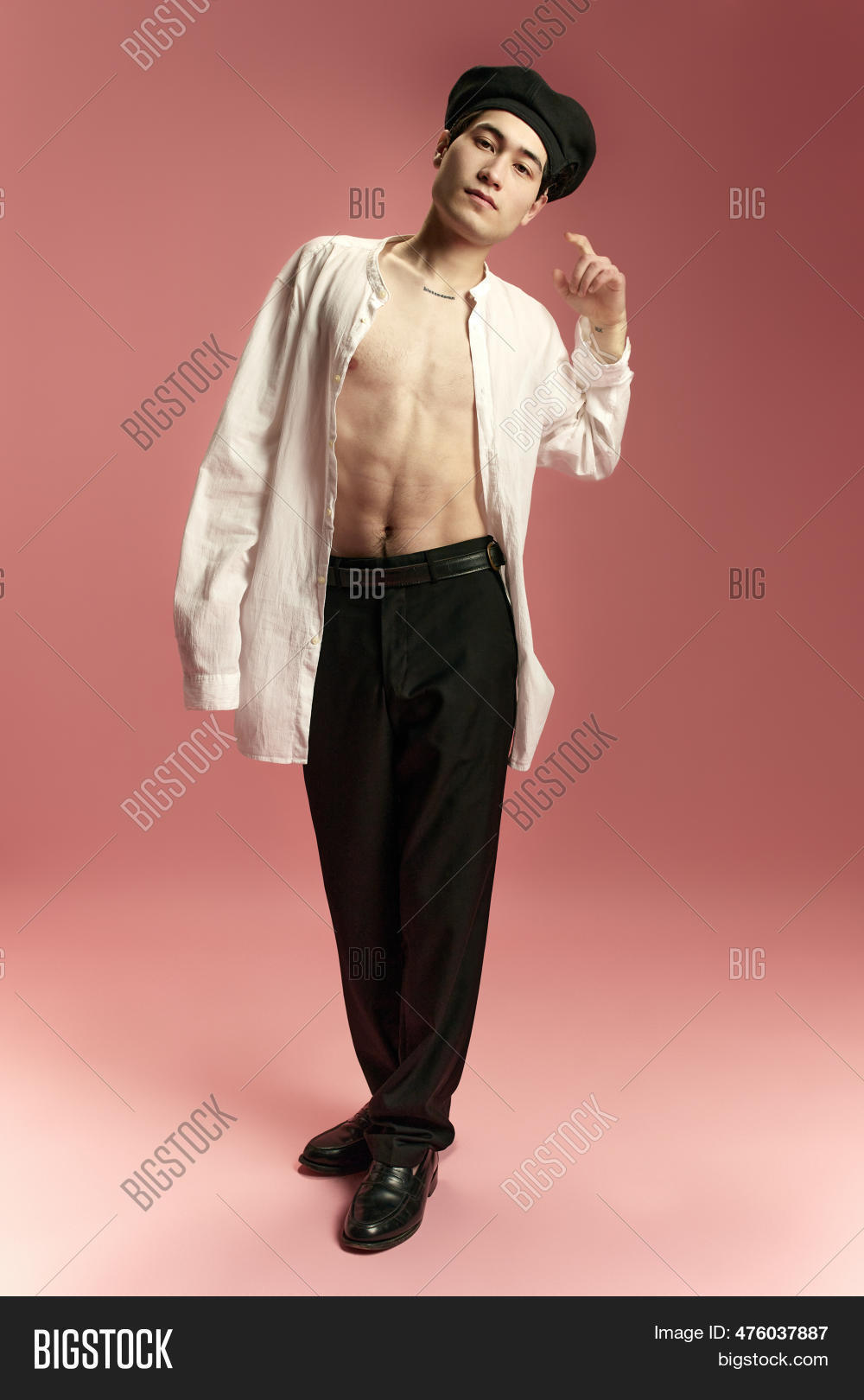 dio doni recommends Naked Korean Male