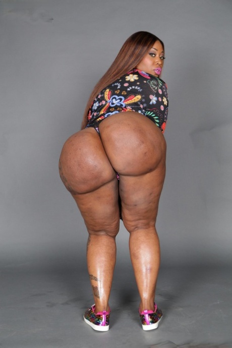christopher sleeper like big black phat booty porn photo amber lee cooper recommends big black phat booty porn pic