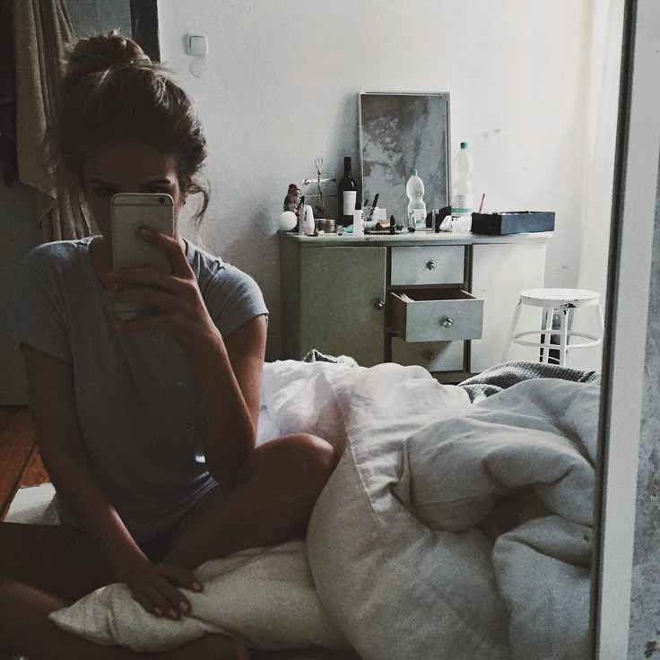 nude selfie in bed - awesome nudes ashley lane anal