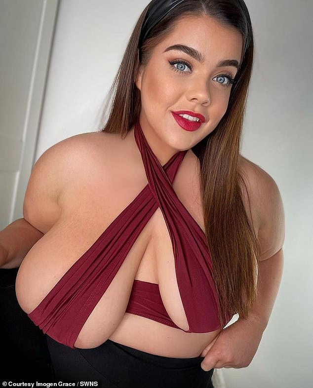 hot and sexy nude moms
