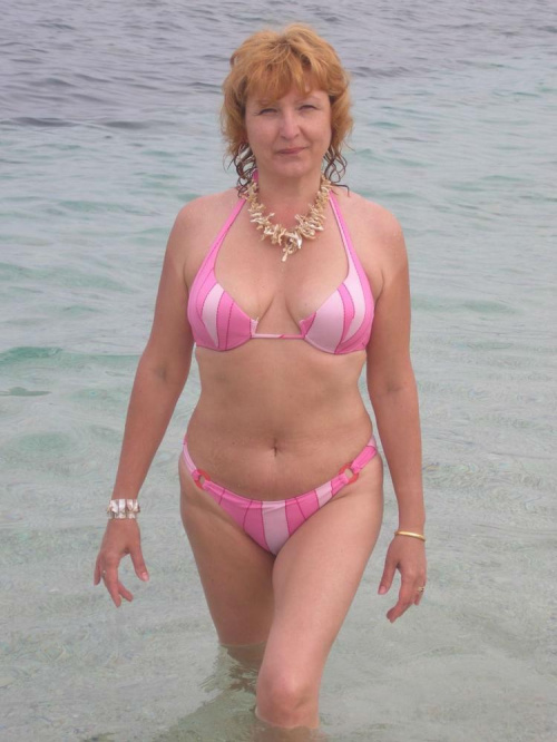brent broxterman recommends mature women catfighting pic