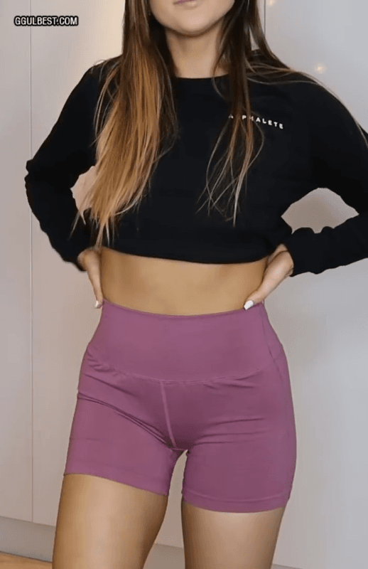 masturbating in leggings - peliculas completas heroticas petite futa porn