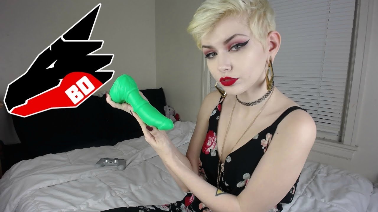 bad dragon xl - sybil charlie dean mature erica lauren