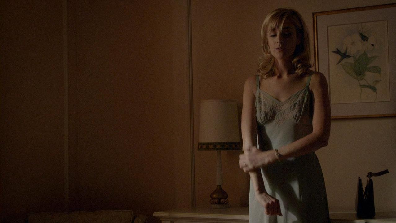 caitlin fitzgerald nude - lesbian sucks huge clit naked erica campbell