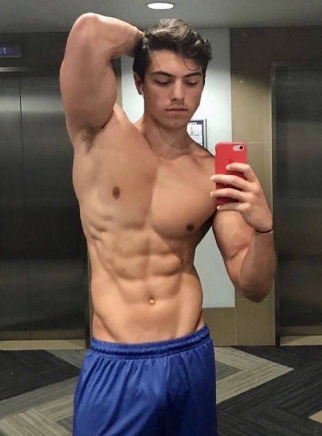 muscle men on cam - futanari anime videos islandstuds porn