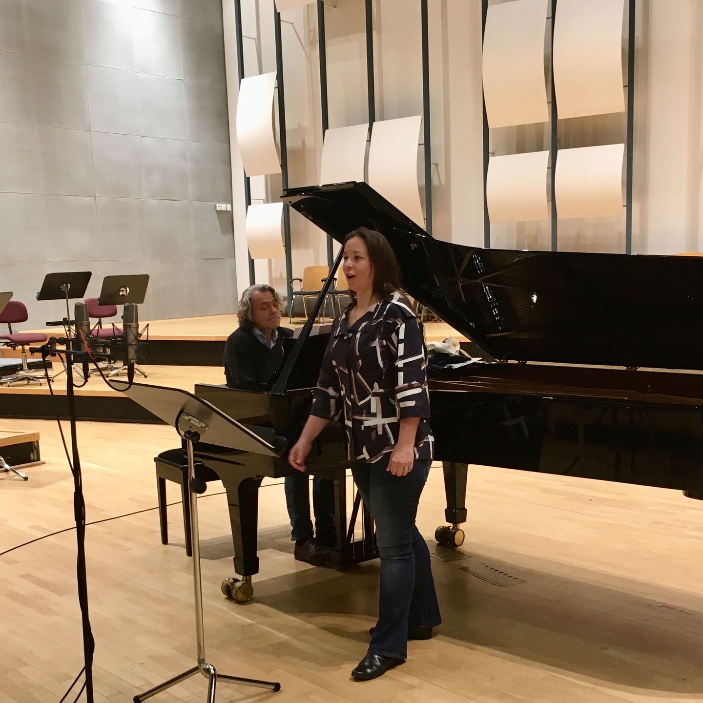 ayad nasser share christina khalil livestream photos
