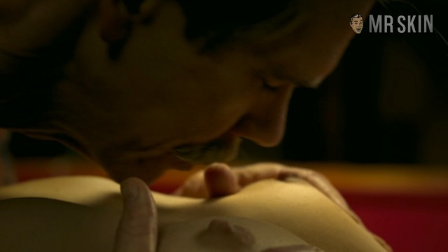 adrian gregoire recommends Joanne Kelly Naked