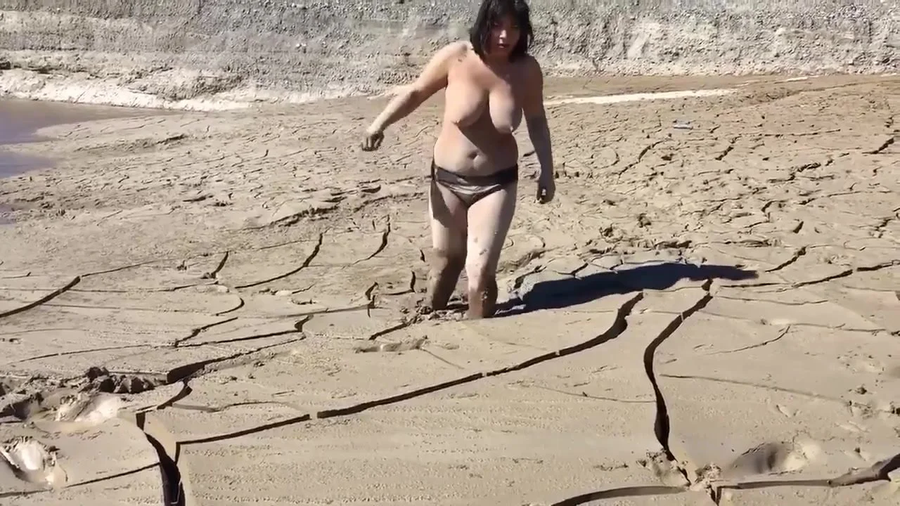amo like milf in mud photo atuhaire mercy recommends milf in mud pic