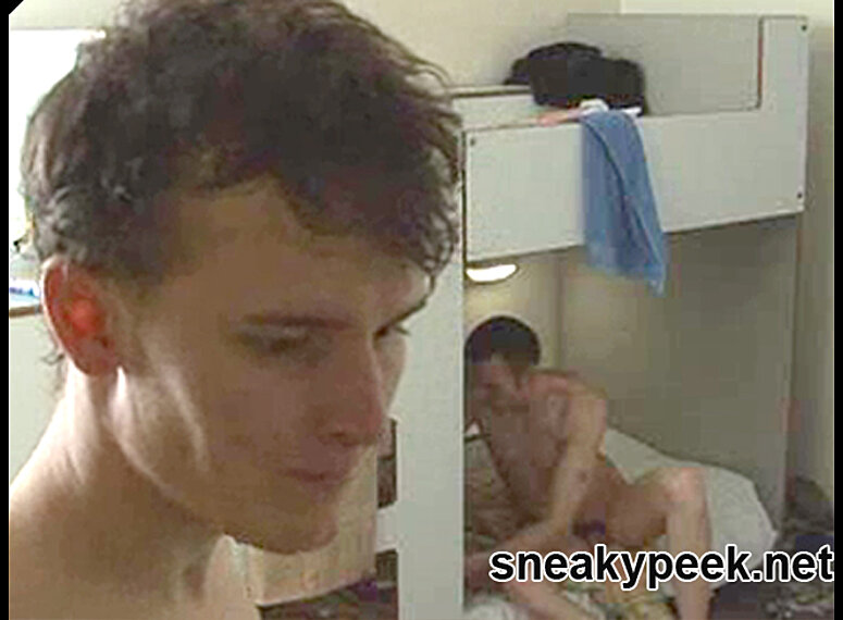 chris schepers recommends Straight Guys Naked Videos