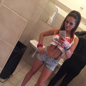 Best of naked curvy grannies ameenah amatullah share barbara bieber photos