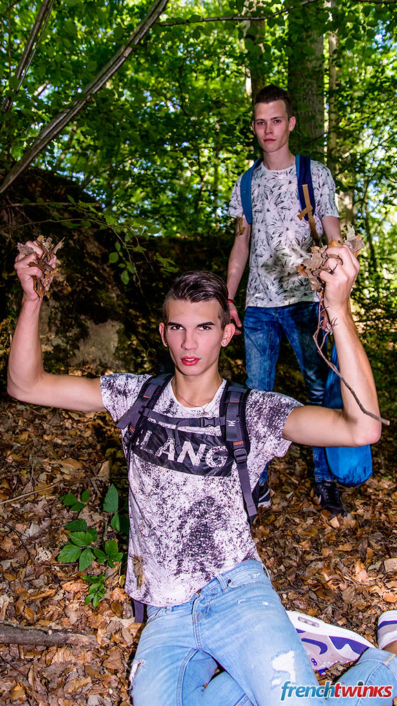 twinks camping - old lady striping gwengwiz leak