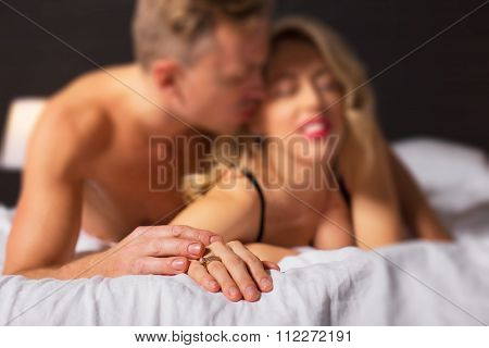 brent single share caught naked video