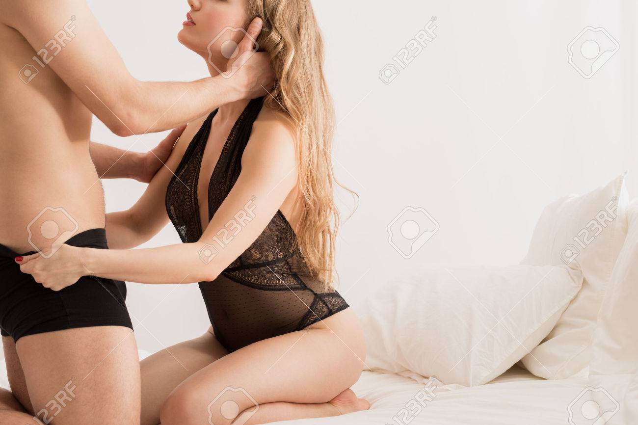 don mcconachie recommends sexy women undressing pic