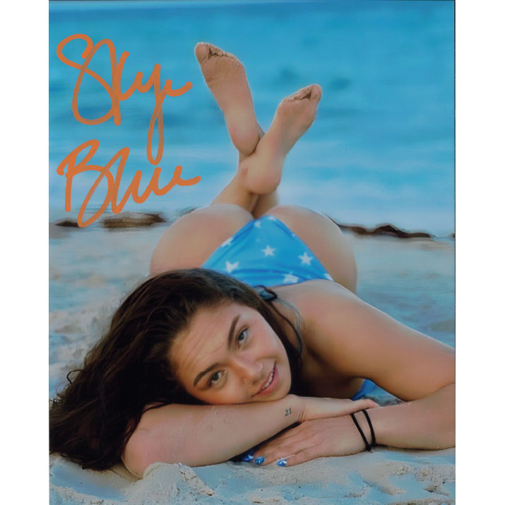benjamin keene recommends skye blue feet pic