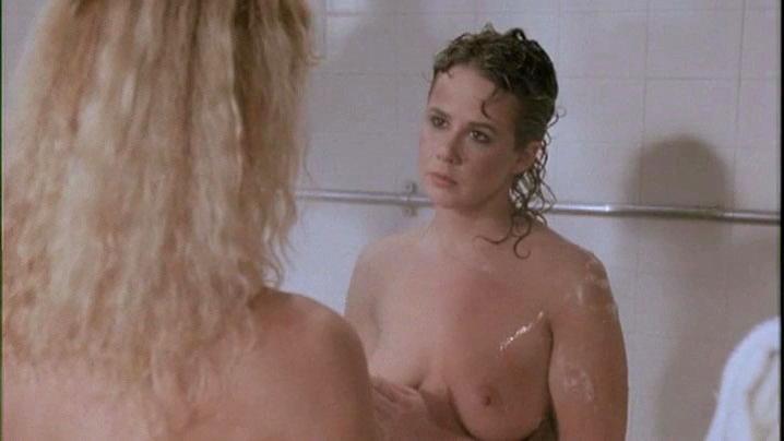 Linda Blair Topless porno retro