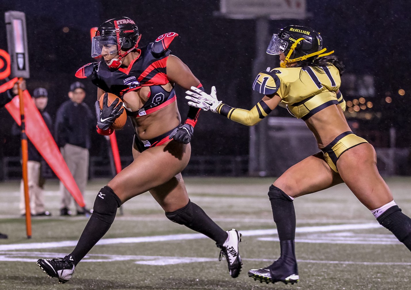 alvin caragay recommends Lfl Naked