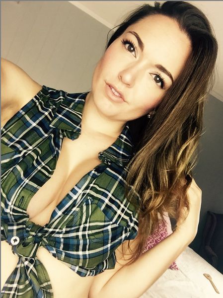 dang quang tung recommends Shea Foxxx