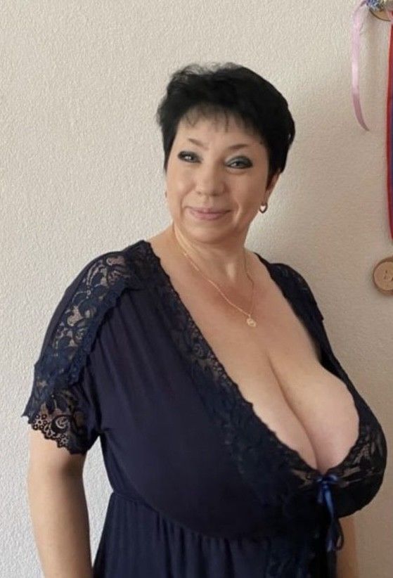 non nude big tits - dancing beer full movie 43 nude