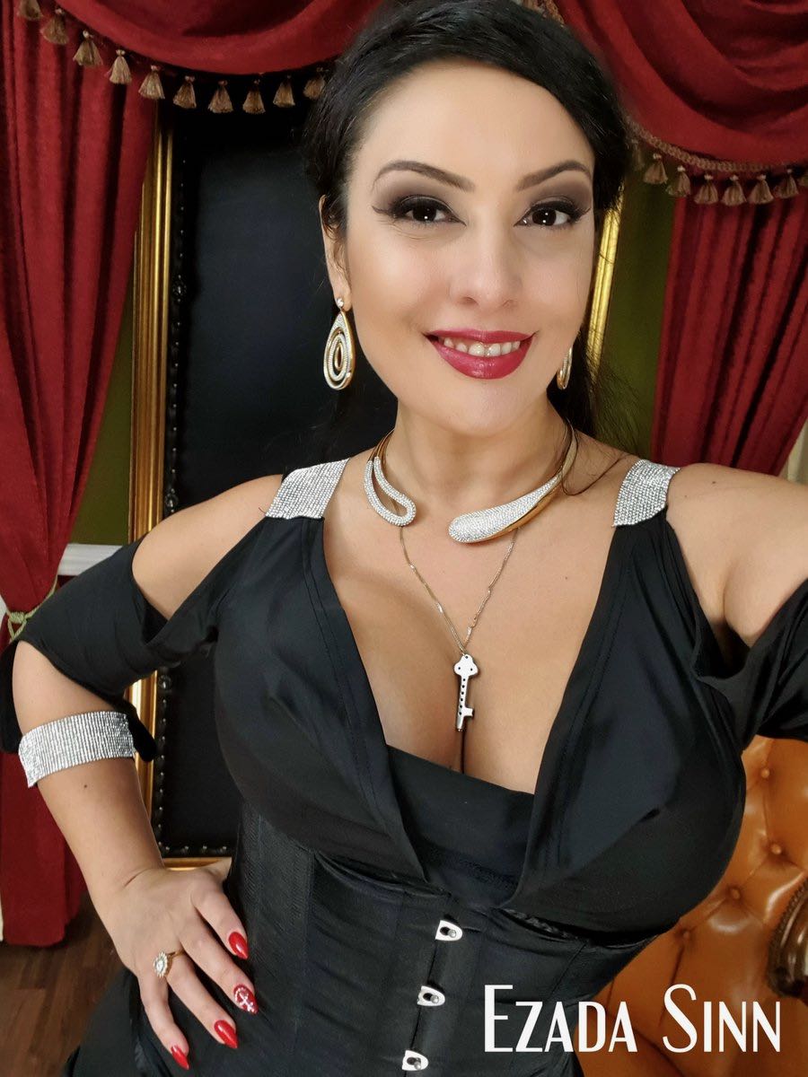 christian demartino like sinn mistress photo andy jewell recommends big tited lesbos pic
