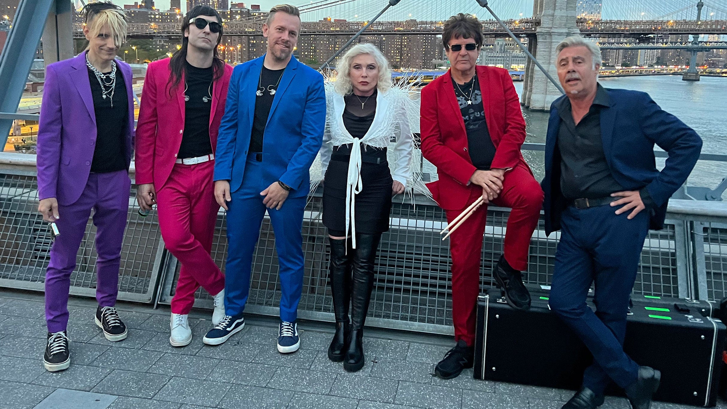 Best of Blondie bee