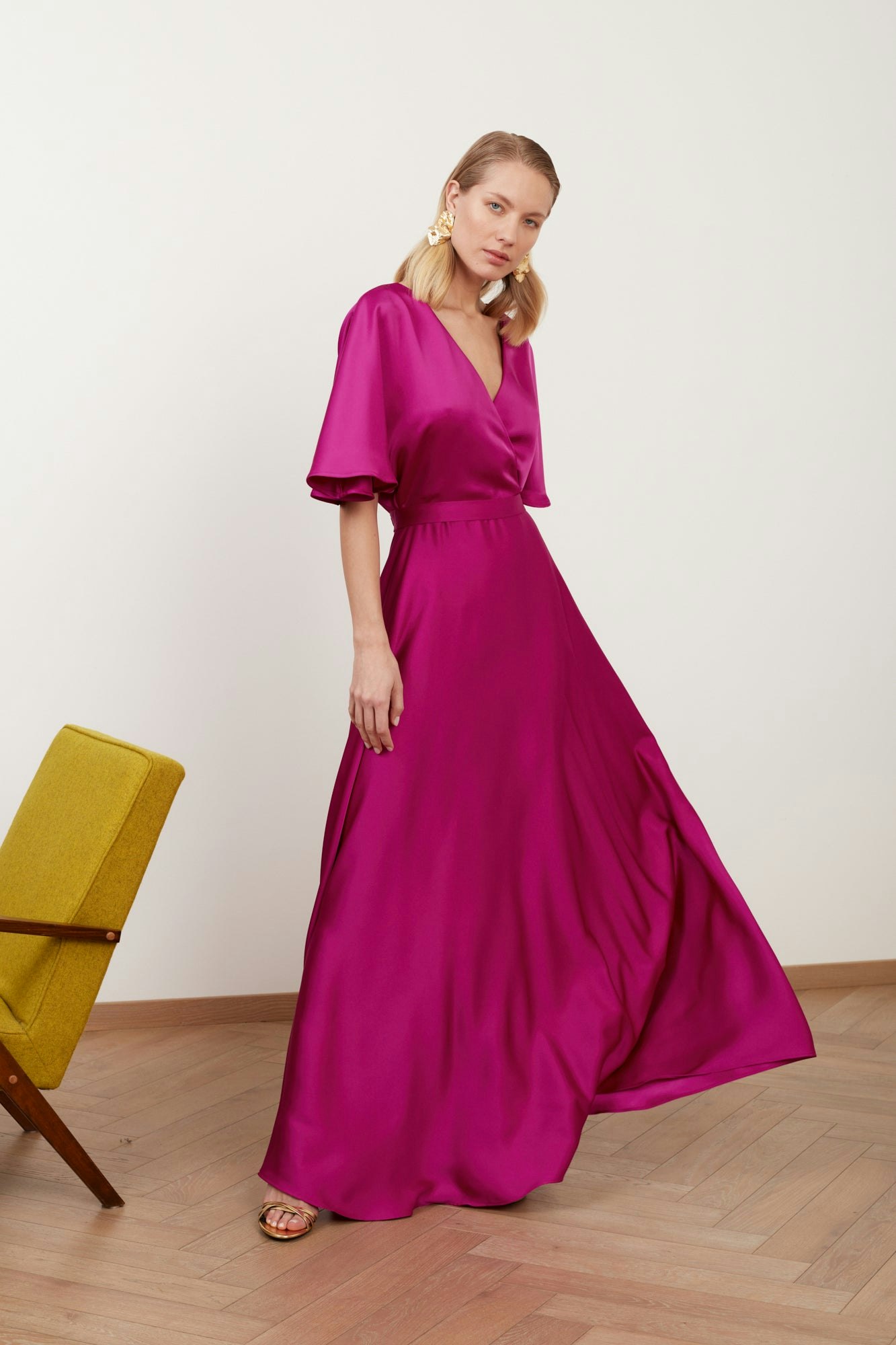 wife dress undress chechik porn wife dress undress