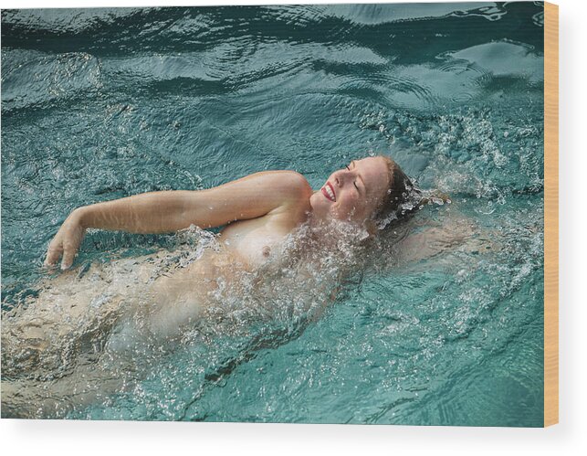 adeel gohar add woman swimming naked photo