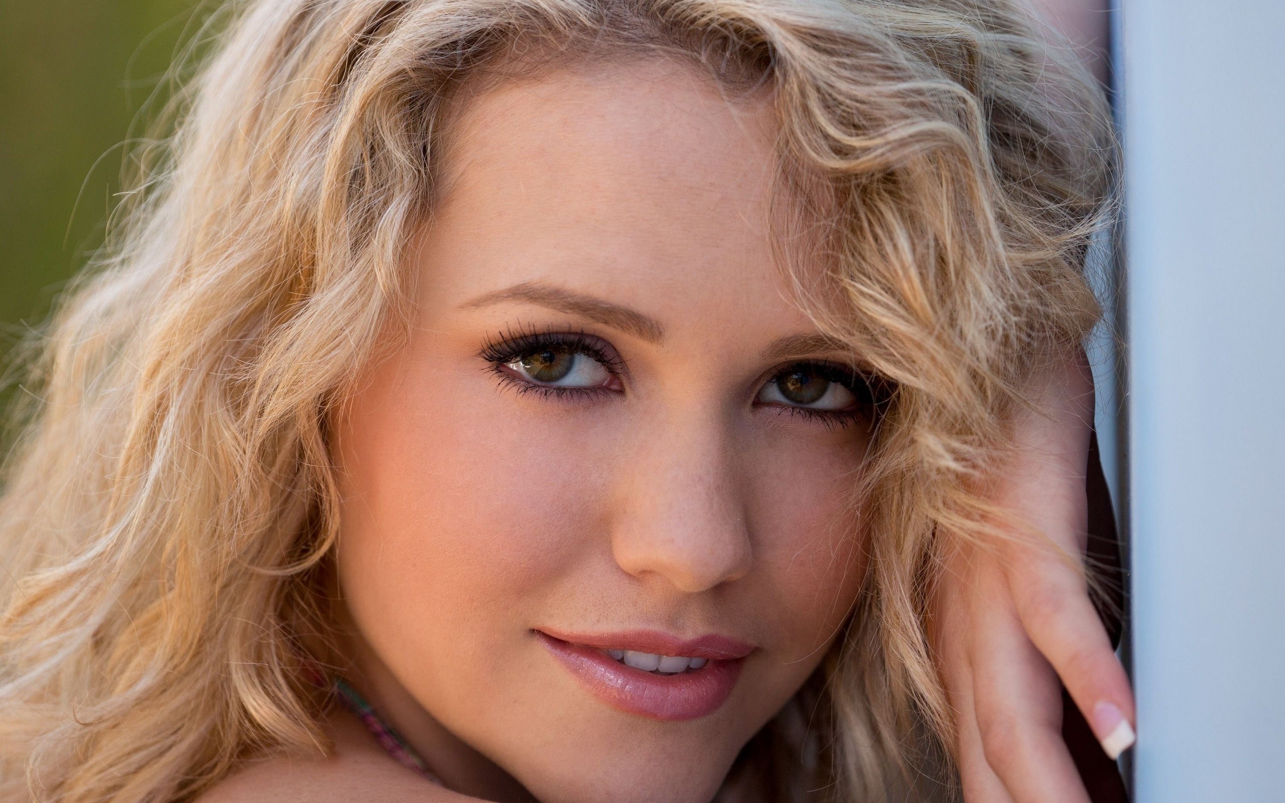 mia malkova compilation - bukkake swallow sarah vandella vids