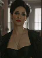 alesha collier recommends joanne kelly naked pic