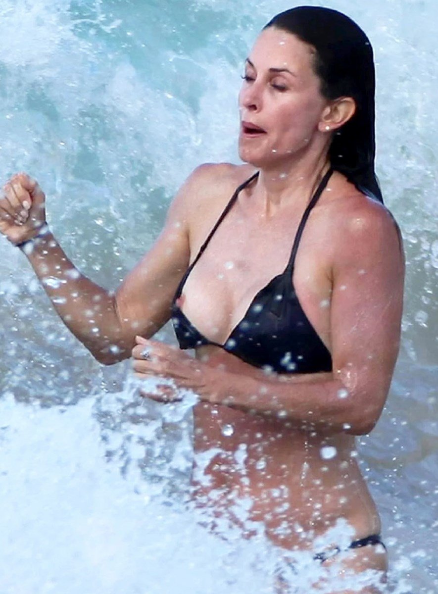 courteney cox nude images - ariana van x pussy kathryn hahn nude